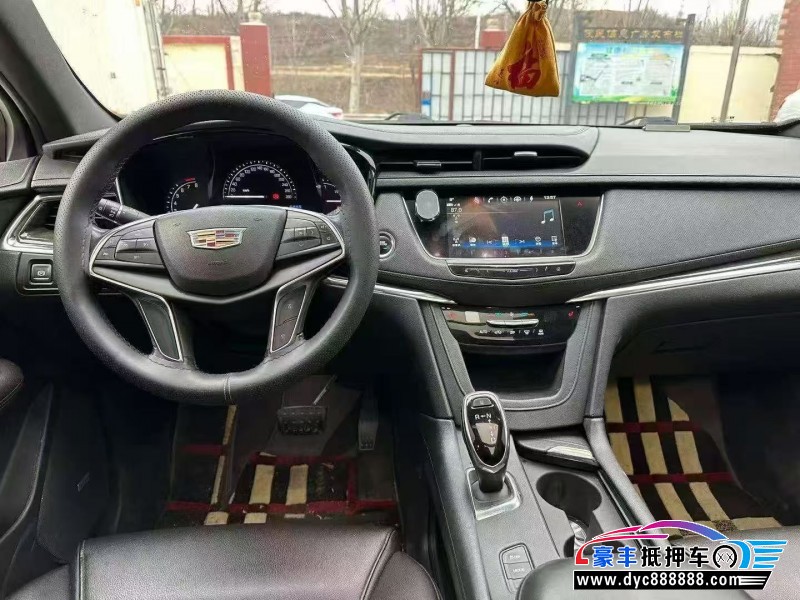 19年凯迪拉克XT5轿车抵押车出售