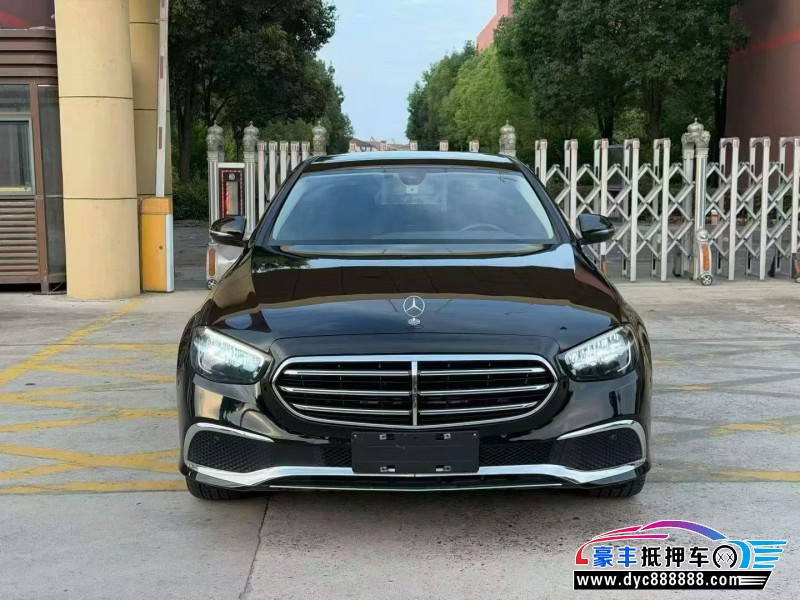 20年奔驰E轿车抵押车出售