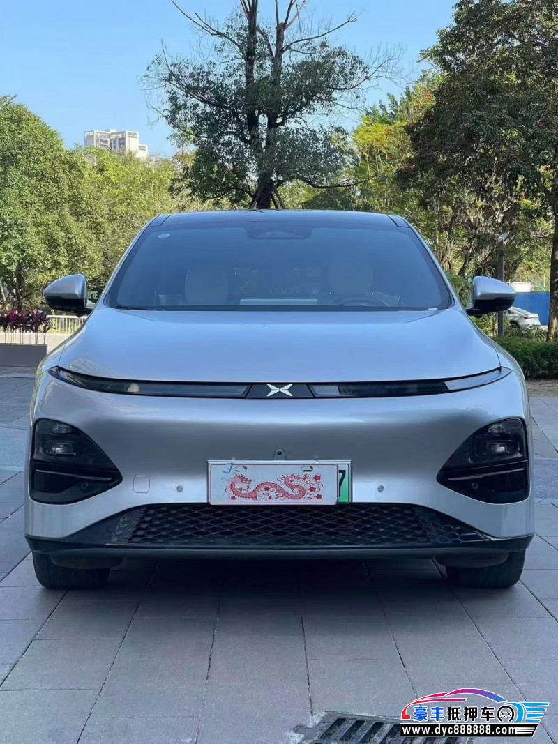 抵押车出售24年小鹏G6轿车