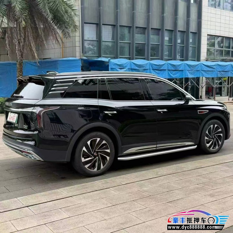 24年红旗HS7轿车抵押车出售