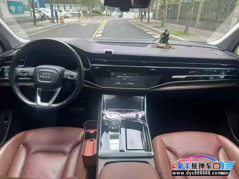 20年奥迪Q7轿车抵押车出售