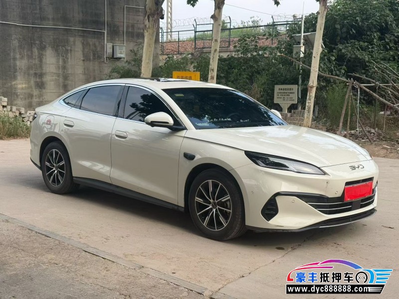 25年比亚迪海豹轿车抵押车出售