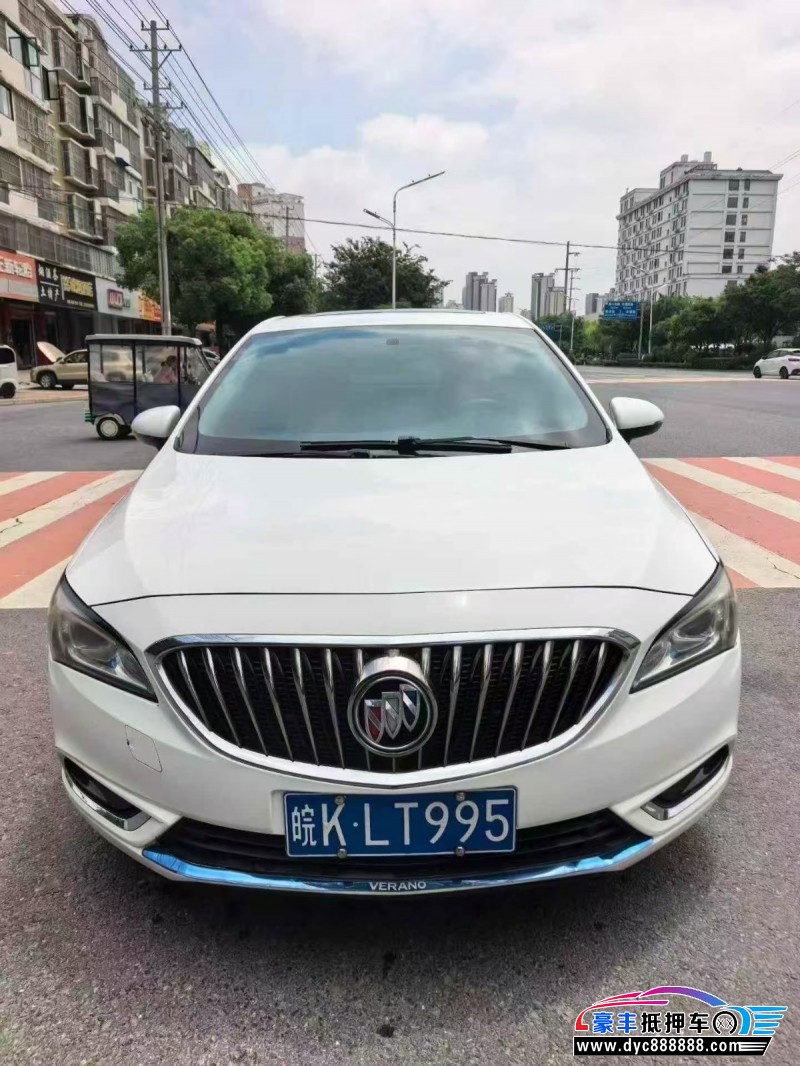 抵押车出售17年别克威朗轿车