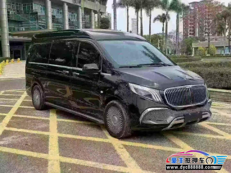 22年奔驰威霆轿车抵押车出售