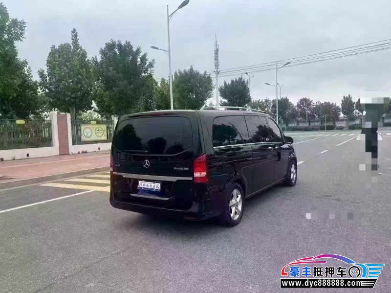 19年奔驰威霆轿车抵押车出售