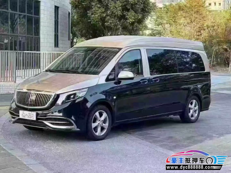 18年奔驰威霆轿车抵押车出售