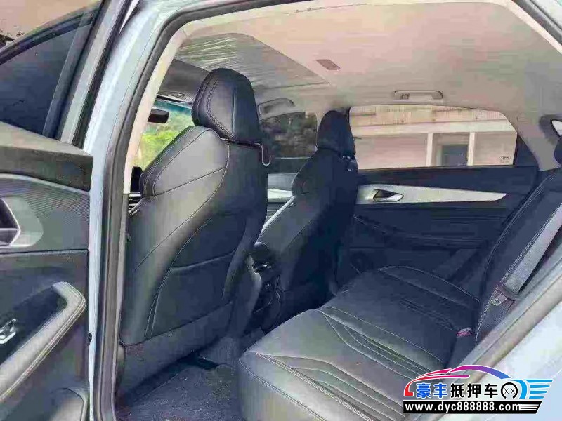 25年吉利缤瑞轿车抵押车出售