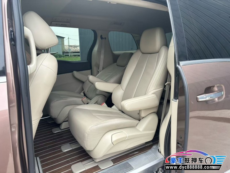 20年别克GL8轿车抵押车出售