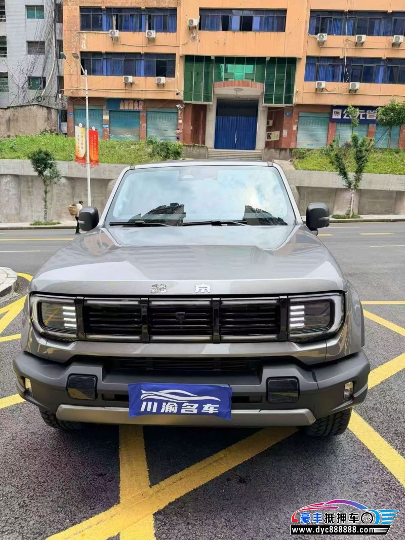 25年北京BJ40轿车抵押车出售