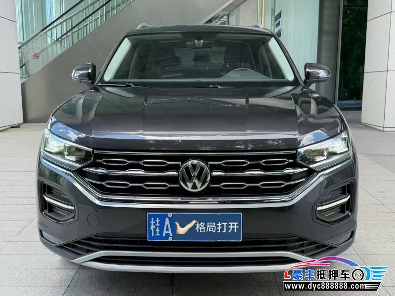抵押车出售22年大众探岳轿车