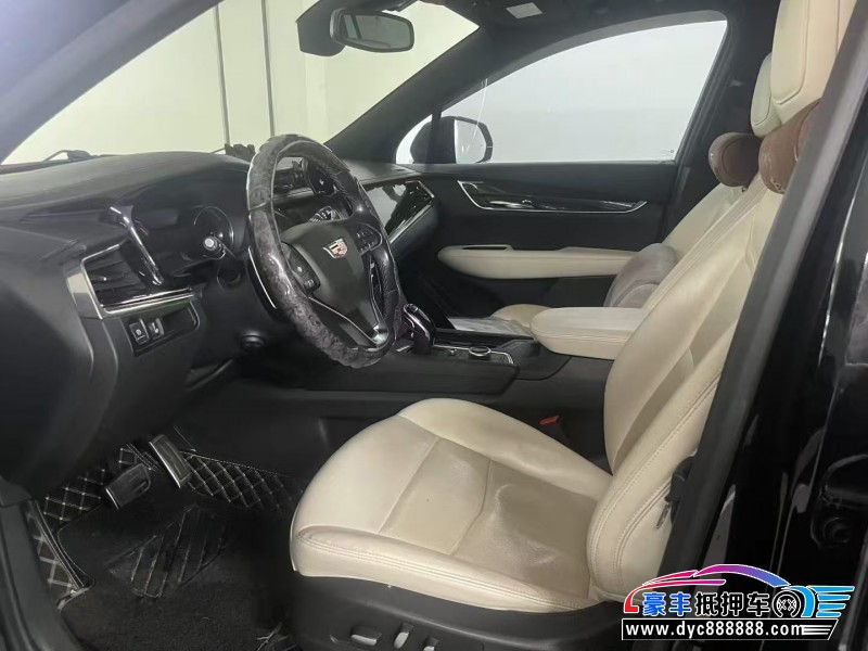 21年凯迪拉克xt6轿车抵押车出售