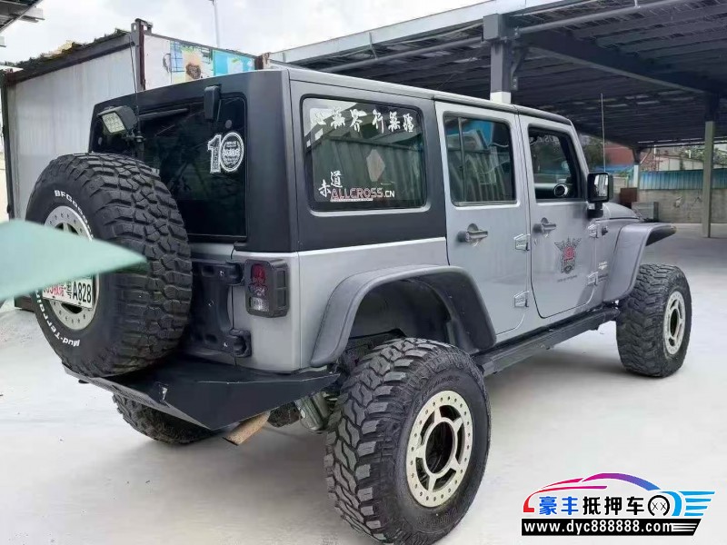 14年Jeep牧马人轿车抵押车出售