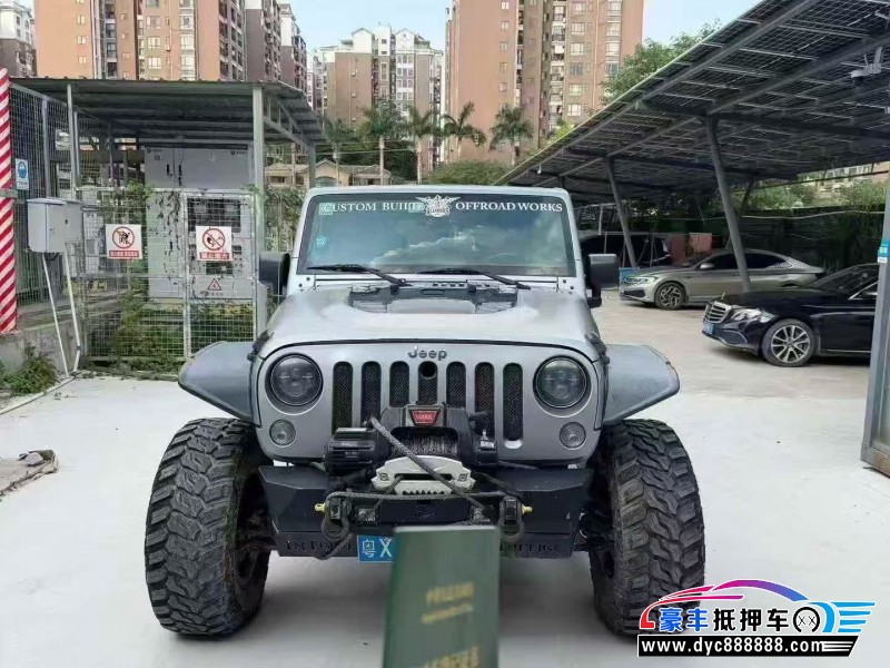 14年Jeep牧马人轿车抵押车出售
