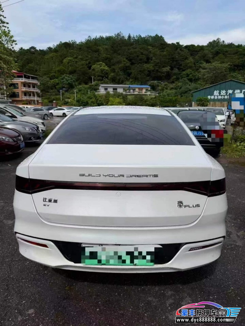 23年比亚迪秦轿车抵押车出售