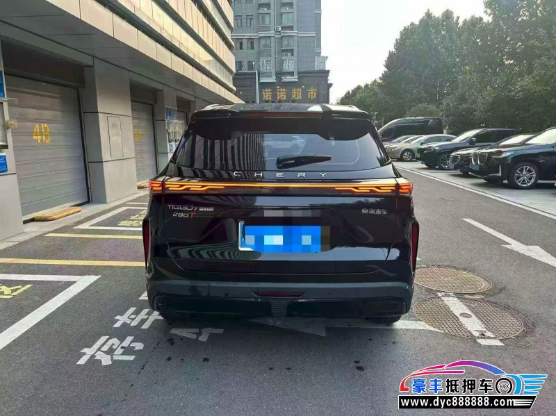 25年奇瑞瑞虎7轿车抵押车出售