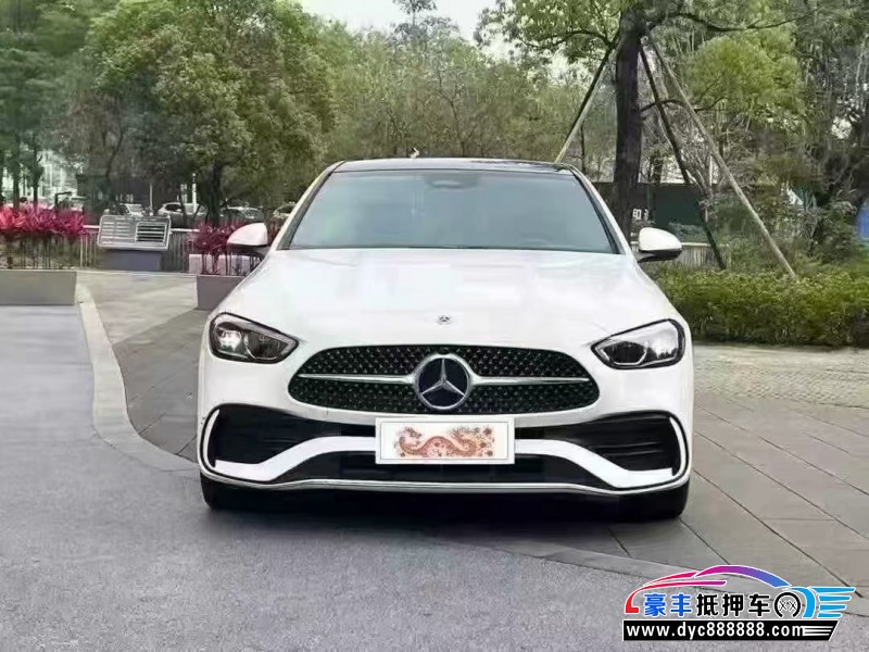 24年奔驰C轿车抵押车出售