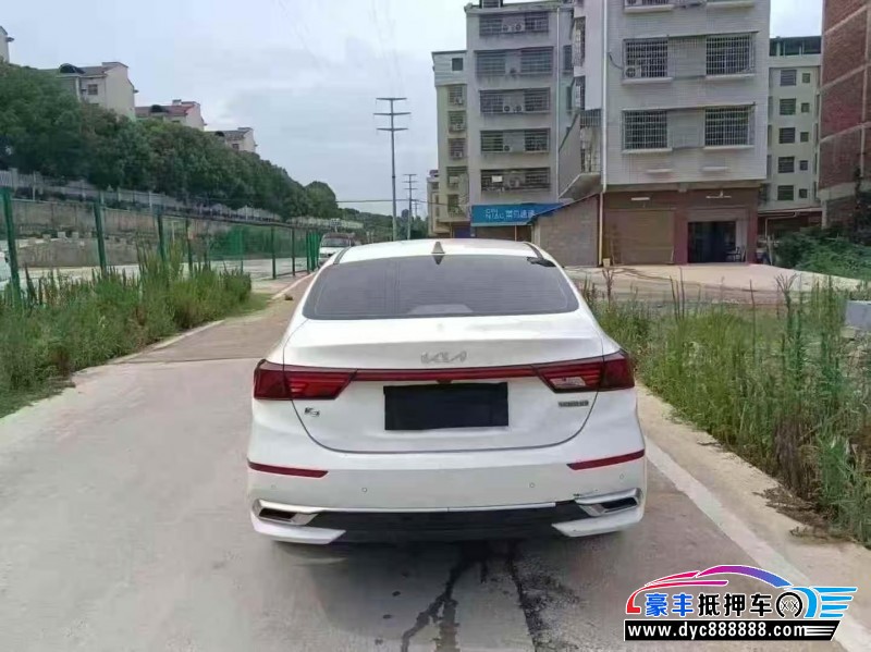 23年起亚K3轿车抵押车出售