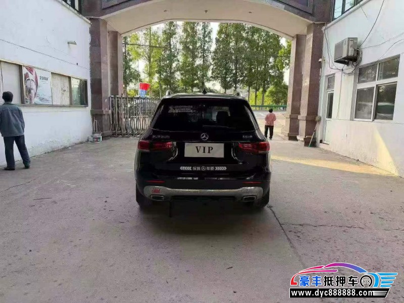 23年奔驰GLB轿车抵押车出售