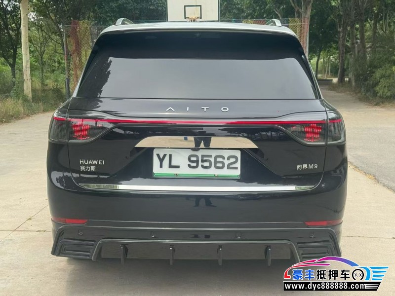 24年华为问界轿车抵押车出售
