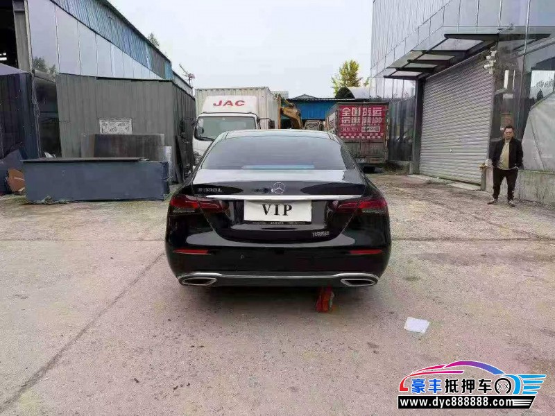22年奔驰E轿车抵押车出售