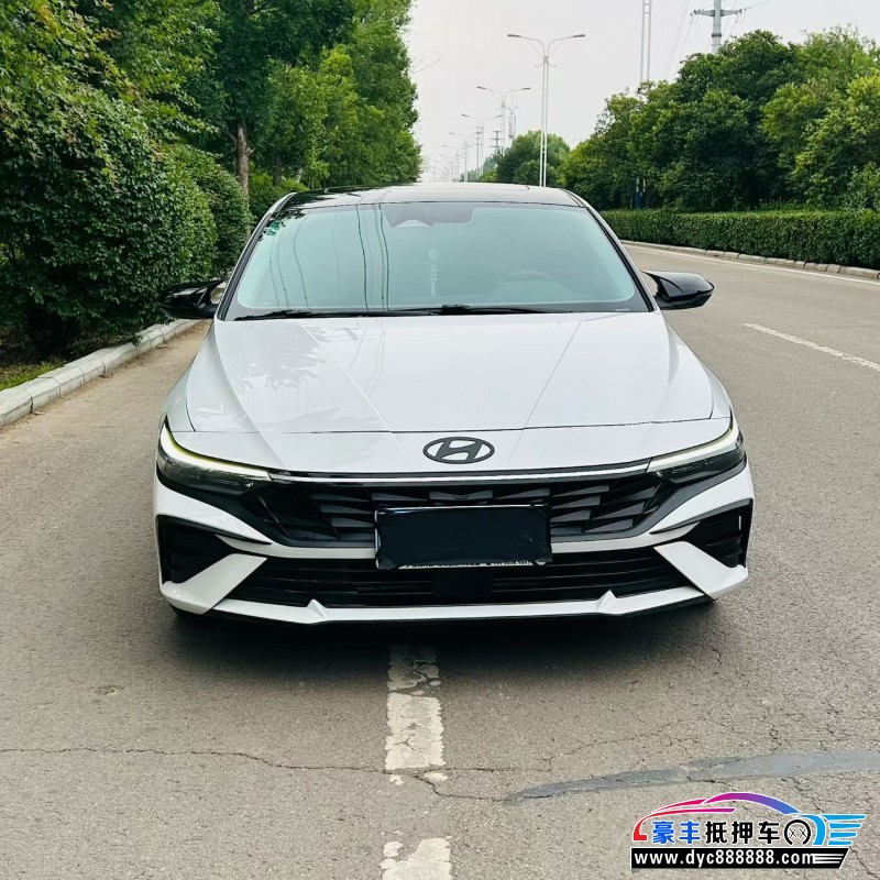 抵押车出售24年现代伊兰特轿车