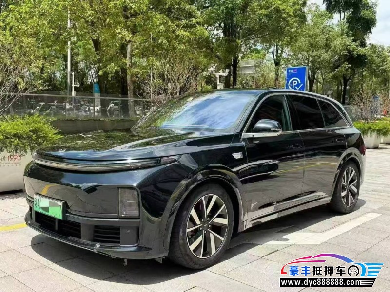 23年理想L7轿车抵押车出售