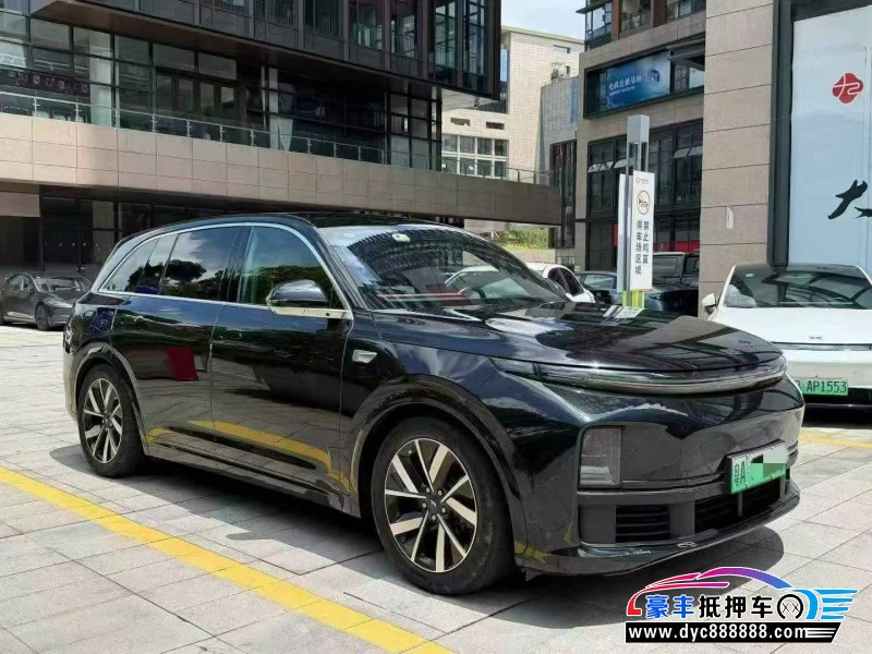 23年理想L7轿车抵押车出售