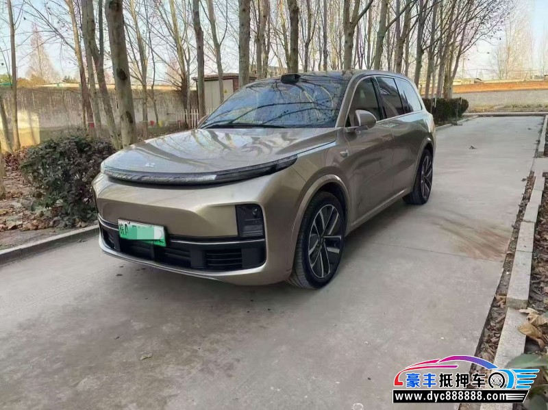 23年理想L9轿车抵押车出售
