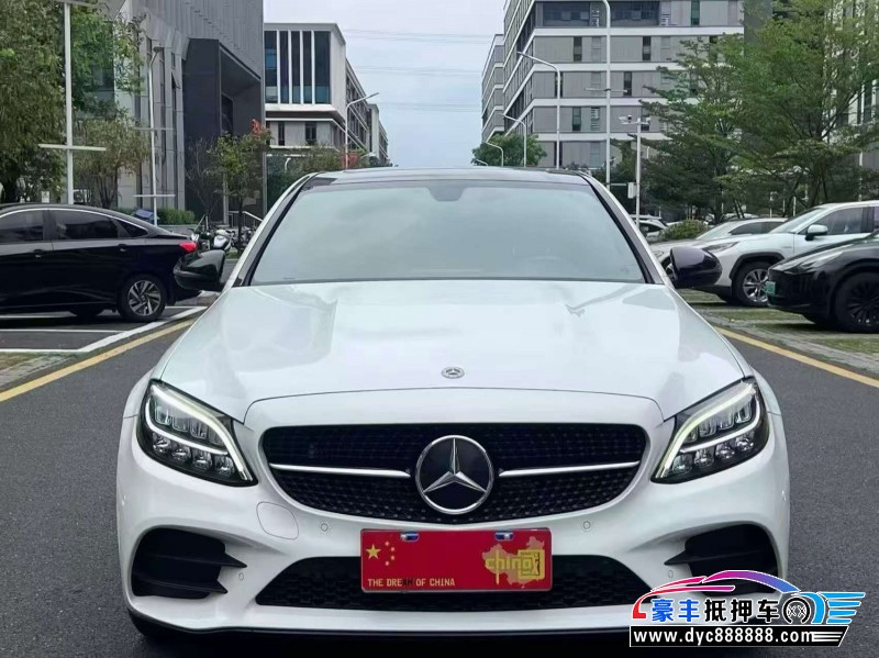 21年奔驰C轿车抵押车出售