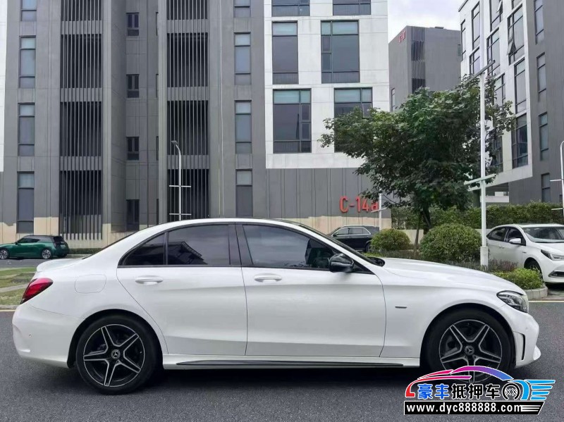 21年奔驰C轿车抵押车出售