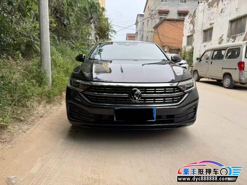 23年大众速腾轿车抵押车出售