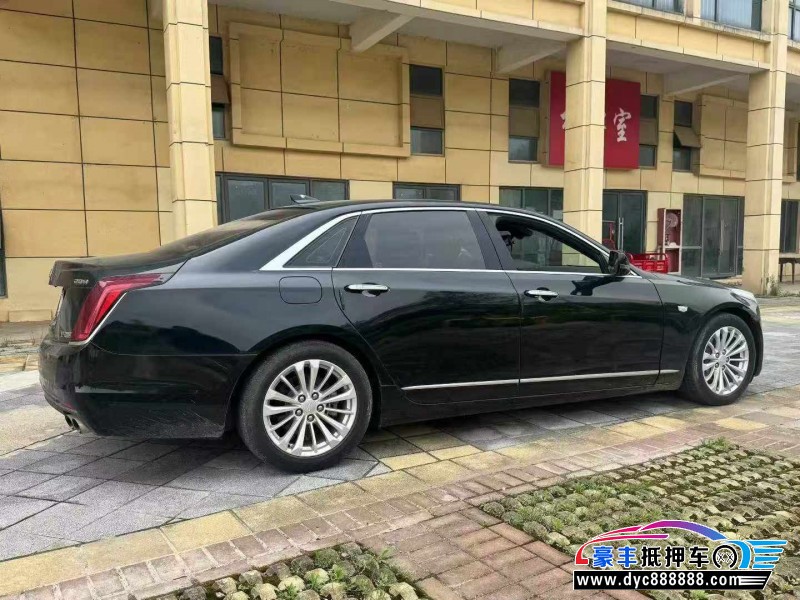 18年凯迪拉克CT6轿车抵押车出售