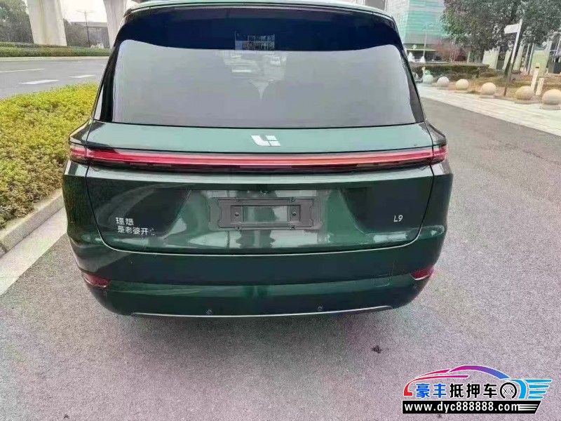 22年理想L9轿车抵押车出售
