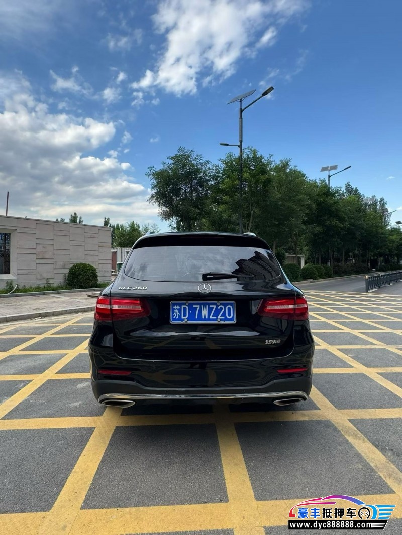 17年奔驰GLC轿车抵押车出售