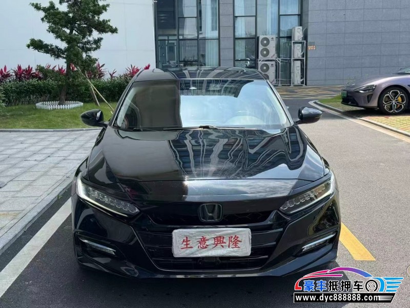 抵押车出售19年本田雅阁轿车
