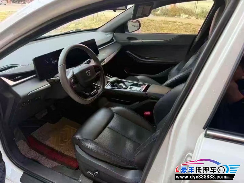 23年长安锐程CC轿车抵押车出售