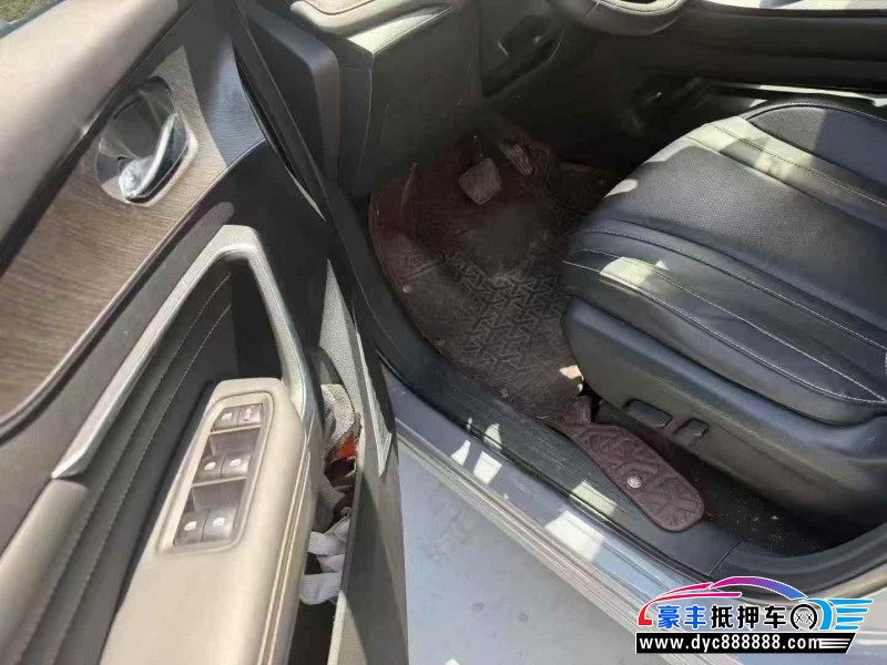 22年启辰大V轿车抵押车出售