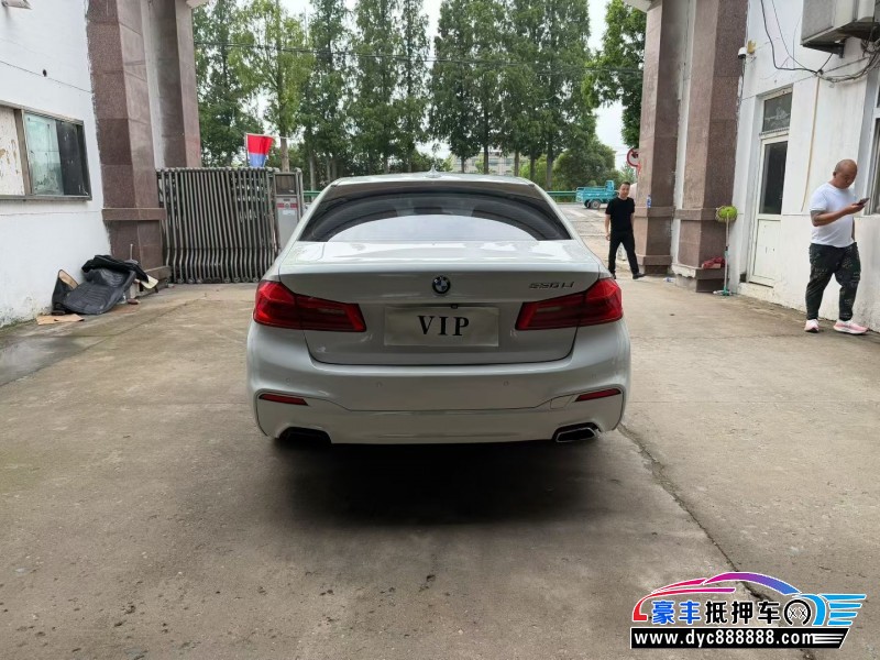 18年宝马5系轿车抵押车出售