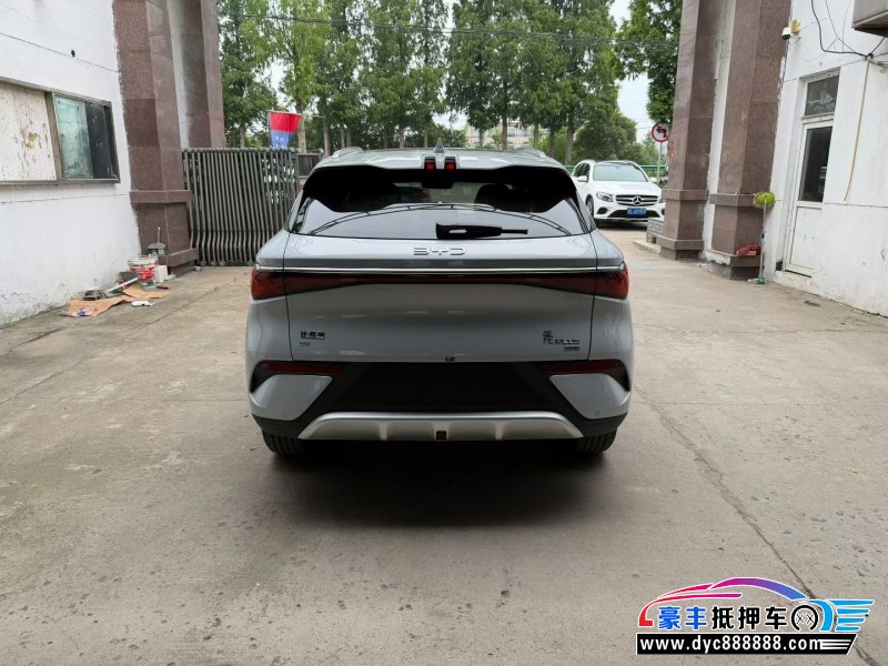 26年比亚迪元轿车抵押车出售