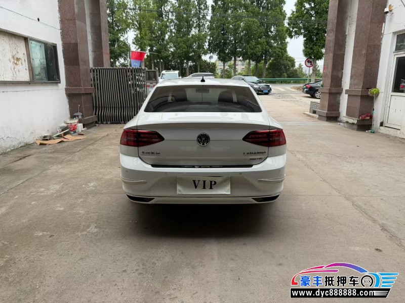21年大众凌渡轿车抵押车出售