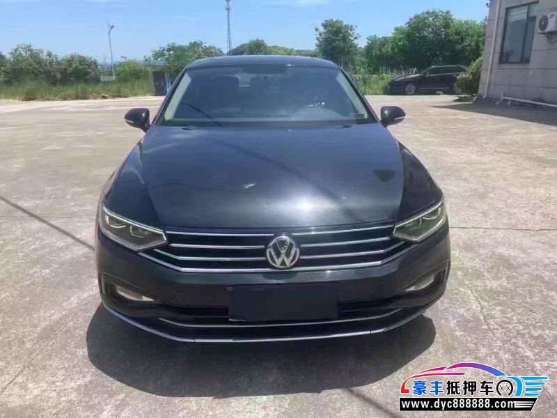 21年大众迈腾轿车抵押车出售