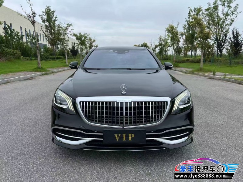 抵押车出售19年奔驰迈巴赫S级轿车