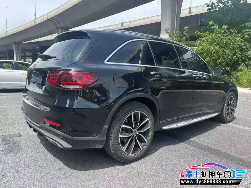 22年奔驰GLC轿车抵押车出售