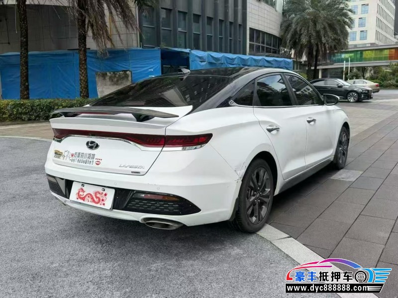 20年现代菲斯塔轿车抵押车出售