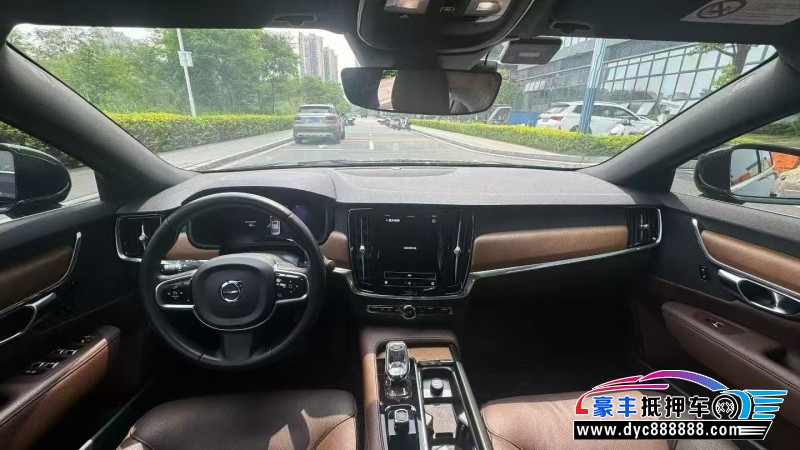 21年沃尔沃S90轿车抵押车出售