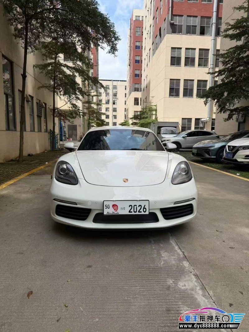 抵押车出售17年保时捷718轿车