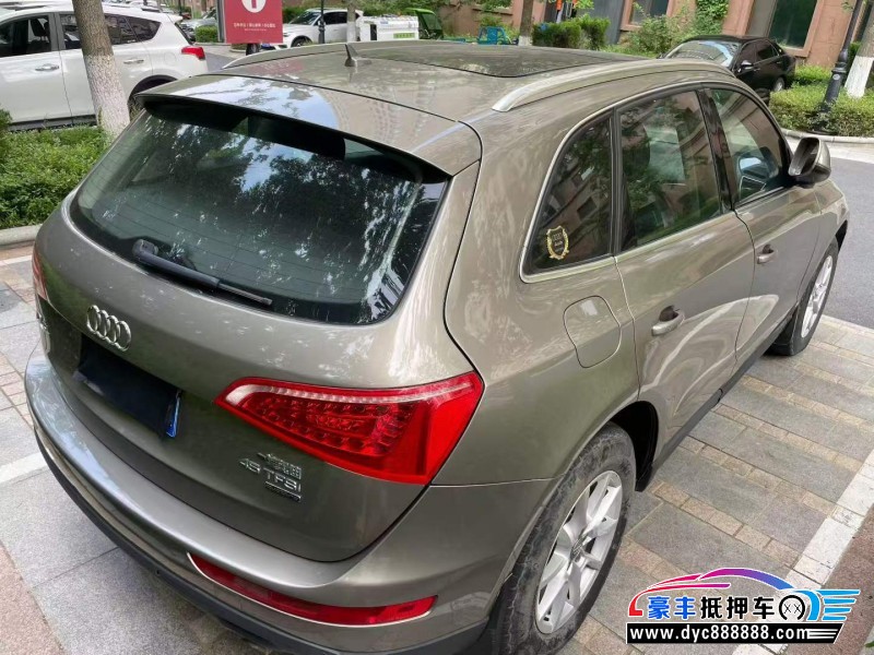 12年奥迪Q5轿车抵押车出售