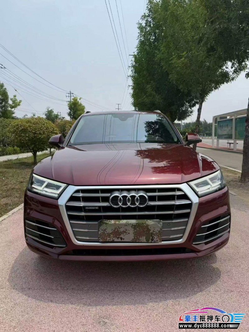抵押车出售19年奥迪Q5轿车