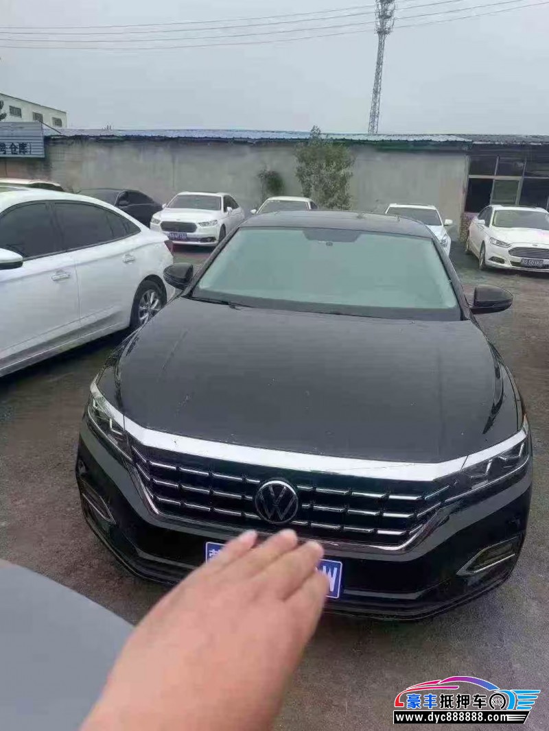 抵押车出售23年大众帕萨特轿车