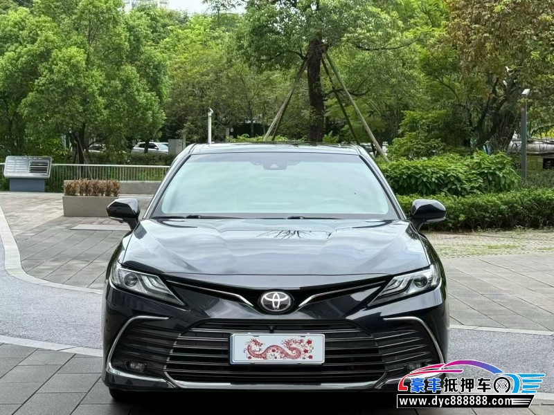 抵押车出售22年丰田凯美瑞轿车